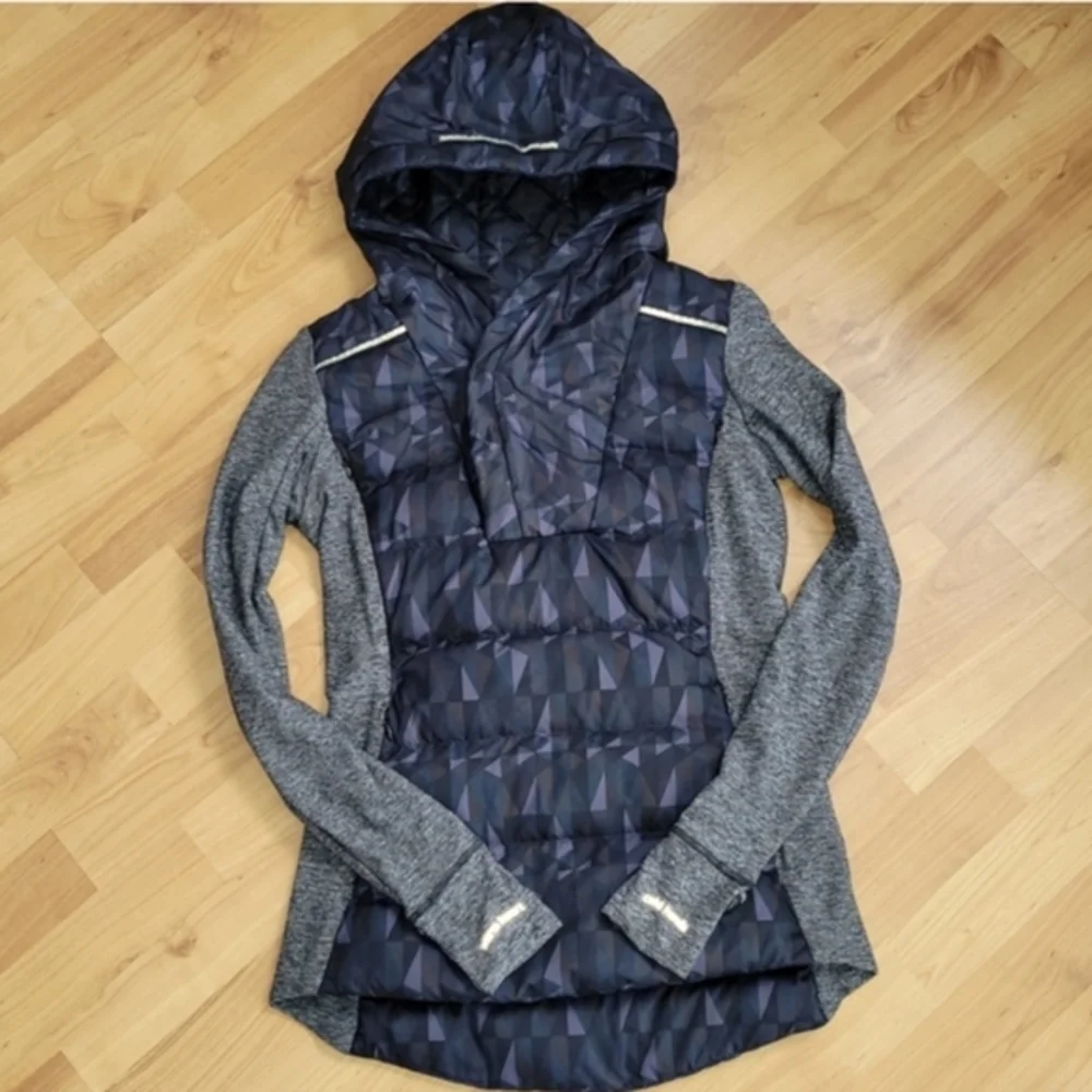 Lululemon Fluff Off Pullover Down Puffer Hoodie 6 Stained Glass